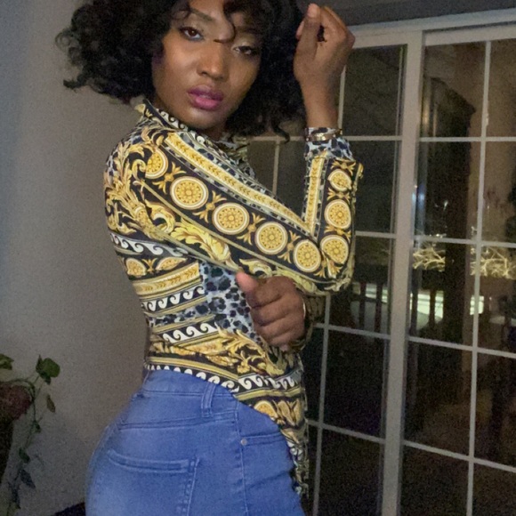 Gold, black and white button down blouse comfortable and stretchy material. - Picture 3 of 3